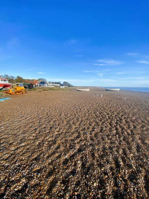 Beautiful Immaculate Aldeburgh Cottage, Sunny Outdoor Space, Free Parking - Easy Walk To Beach & Town Buitenkant foto