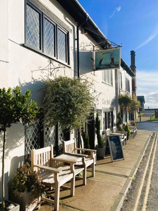Beautiful Immaculate Aldeburgh Cottage, Sunny Outdoor Space, Free Parking - Easy Walk To Beach & Town Buitenkant foto