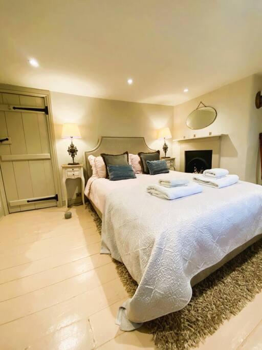 Beautiful Immaculate Aldeburgh Cottage, Sunny Outdoor Space, Free Parking - Easy Walk To Beach & Town Buitenkant foto