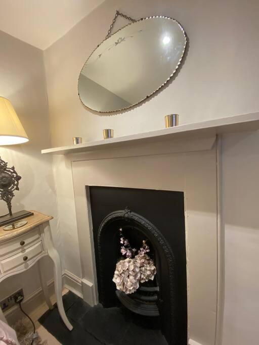 Beautiful Immaculate Aldeburgh Cottage, Sunny Outdoor Space, Free Parking - Easy Walk To Beach & Town Buitenkant foto
